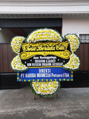 Papan Bunga Duka di Pisang