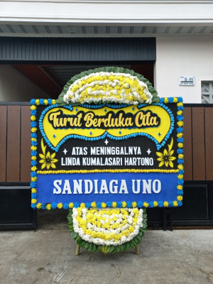 Papan Bunga Duka di Pisang